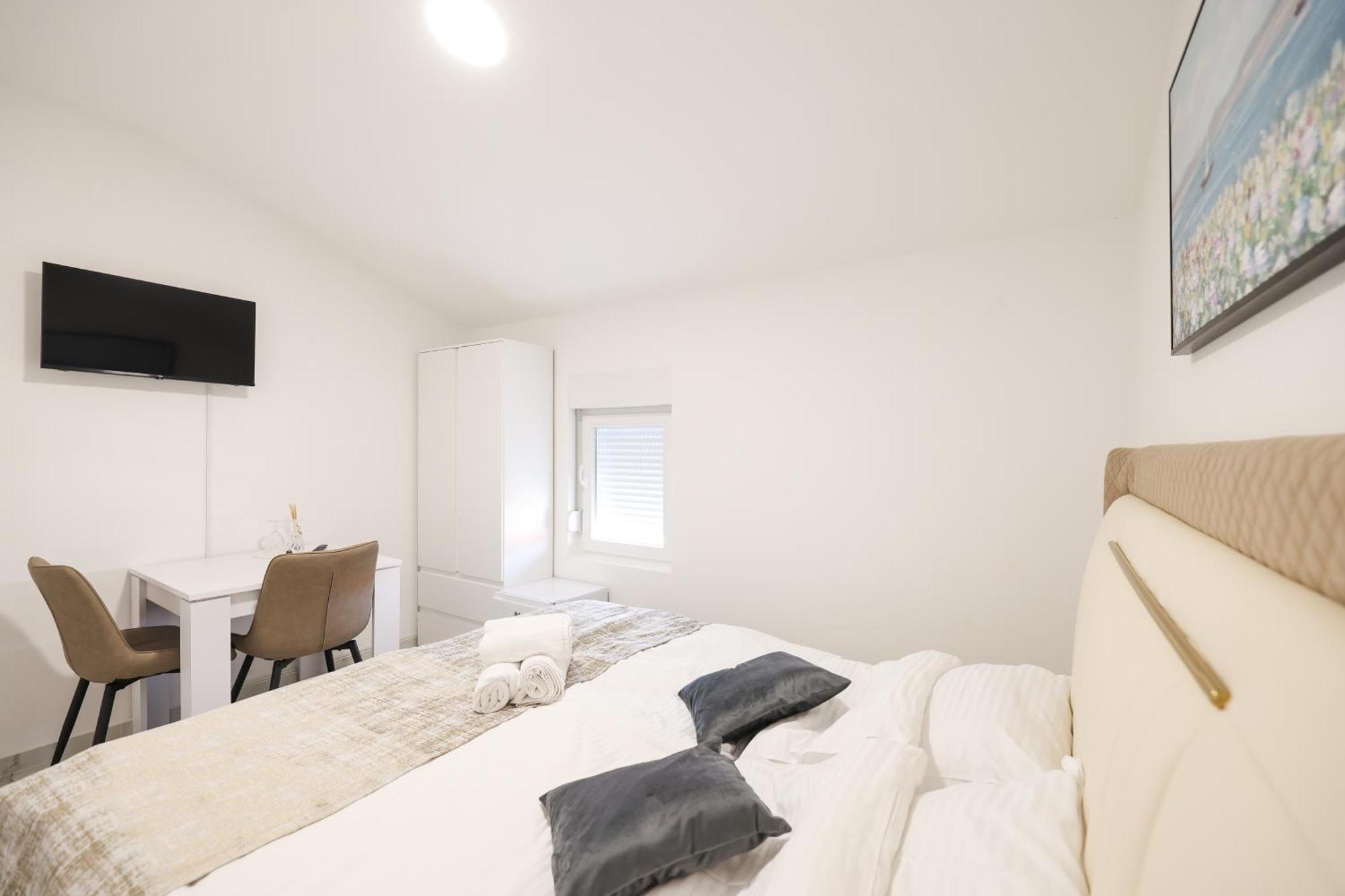 Premium Rooms Prince Задар Экстерьер фото